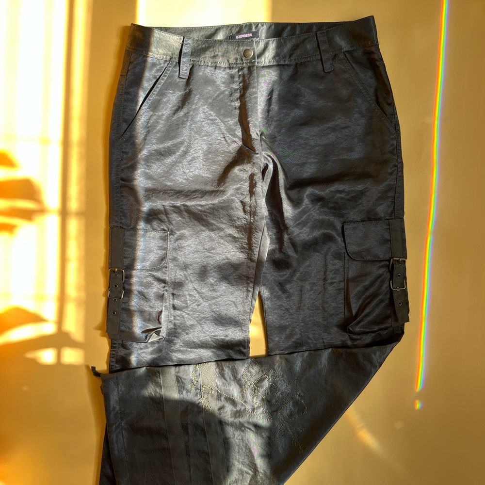 Vintage Express Cargo pants size 6 with embroidery detail